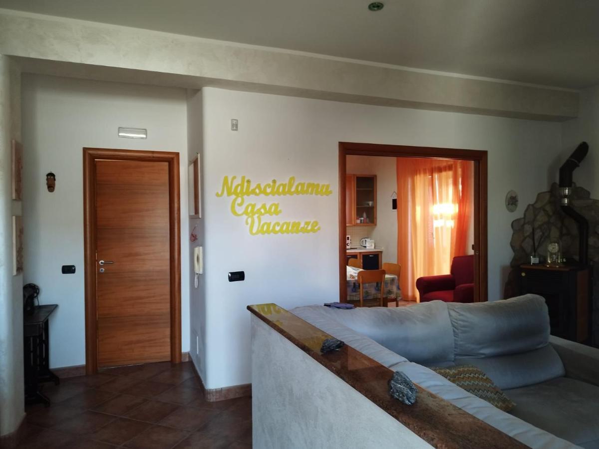 Ndiscialamu Casa Vacanze Palmi Exterior photo